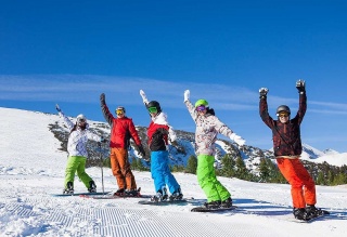 Group Snowboard-lessons 4 hours FULLDAY from 09:30-11:30 a.m., 12:30-2:30 p.m. for max. 8 people